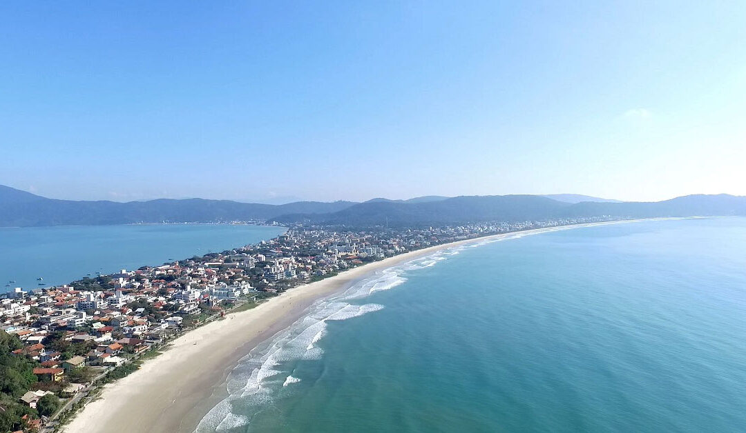Praias de Canto Grande: Escolha a melhor paisagem para suas férias